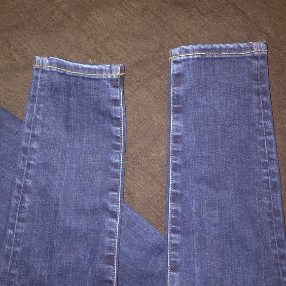 American Eagle Next Level Stretch Jeans - Picture 4 of 6